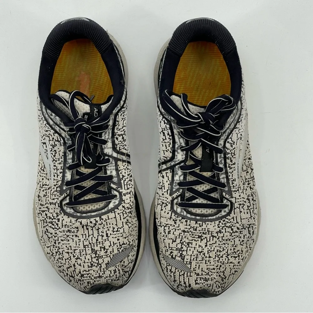 BROOKS GTS XX WOMENS RUNNING SHOES SZ 10, GOOD PREOWNED CONDITION